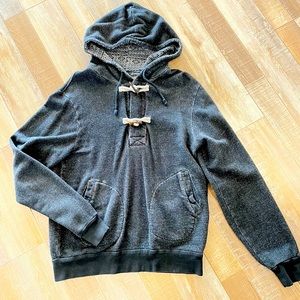 Hooded sweater straight from Japan.